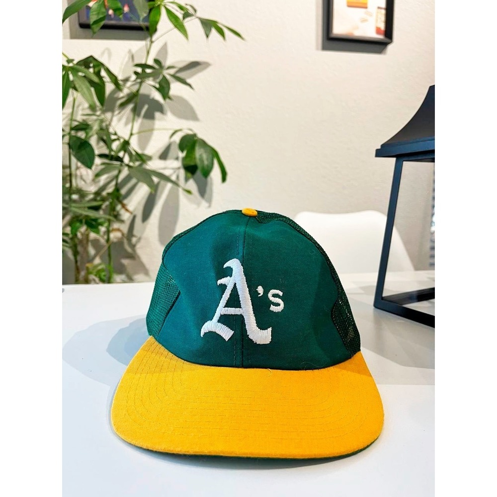 Vintage Oakland Athletics Trucker Hat Twins Enterprise MLB Snapback Green Yellow